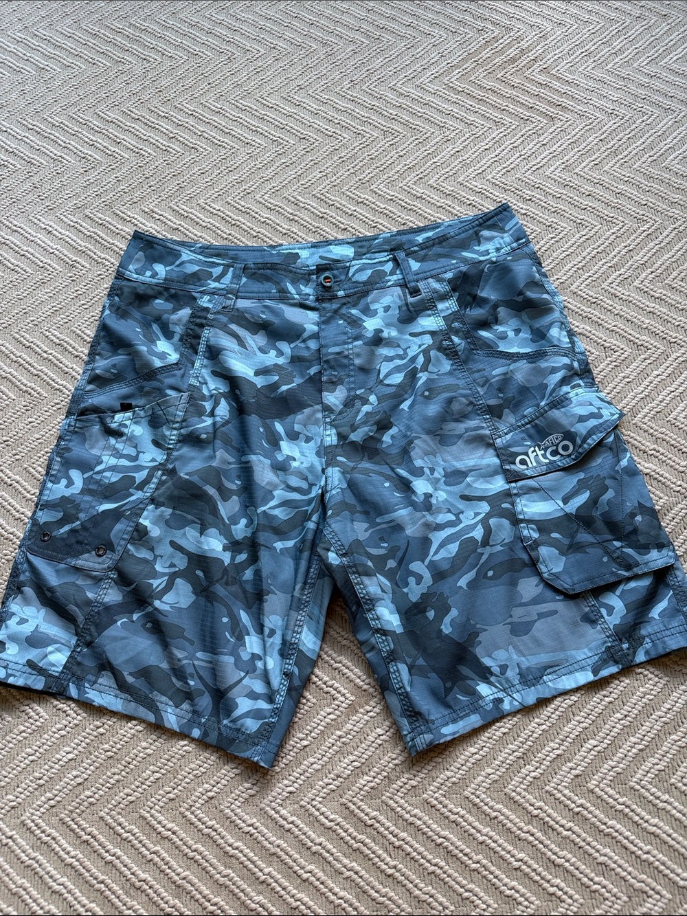 AFTCO size 36 shorts